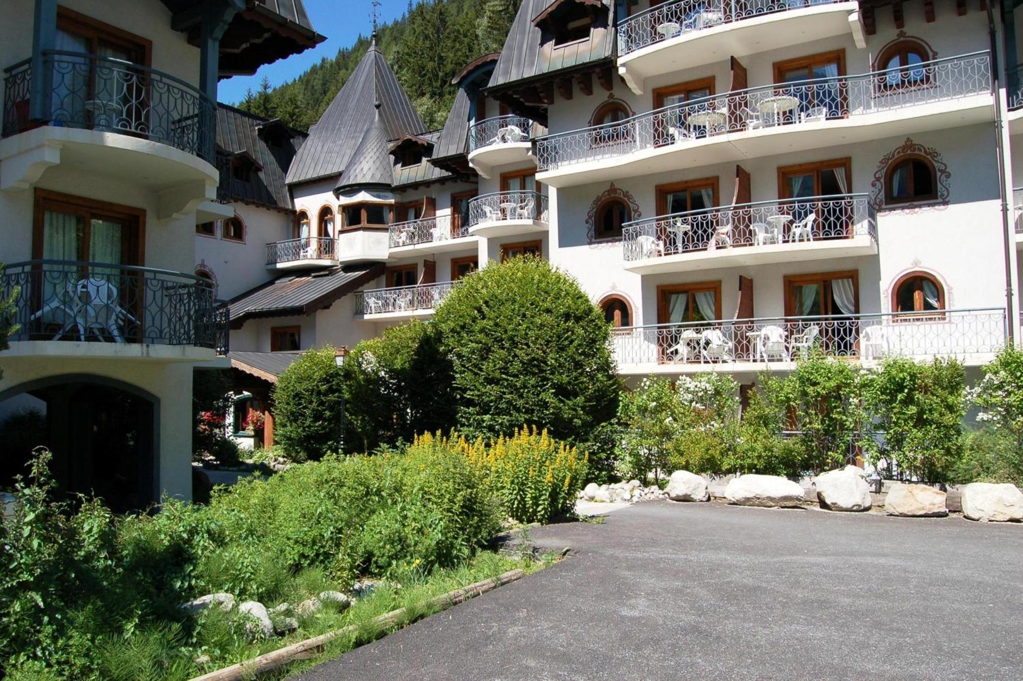 Residence Le Cristal Apartments - Happy Rentals Chamonix Exterior photo